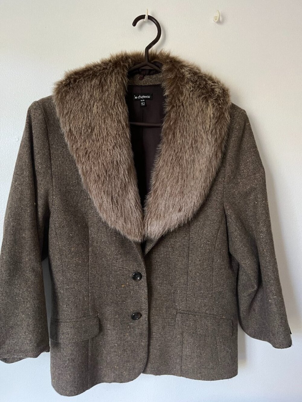 Brown Le Château tweed blazer with a faux fur shawl collar, size XL for women.